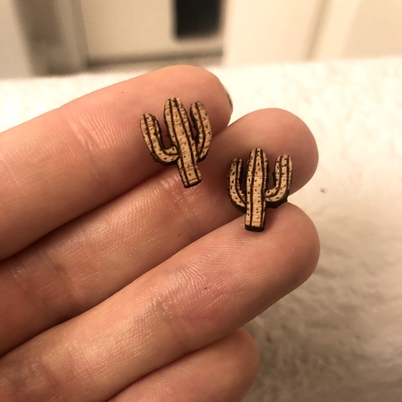 Jewelry - Adorable Cork Cactus Earrings